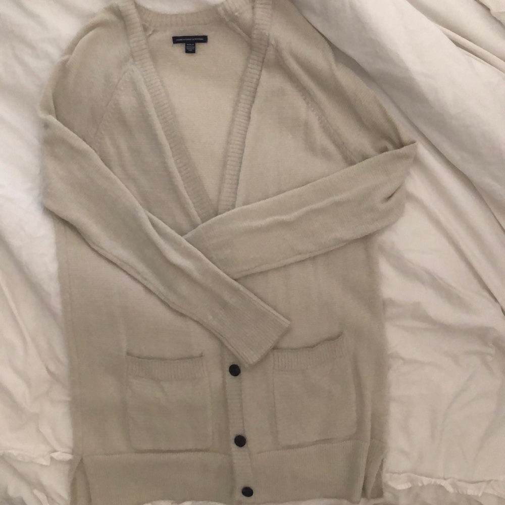 American Eagle Cardigan
